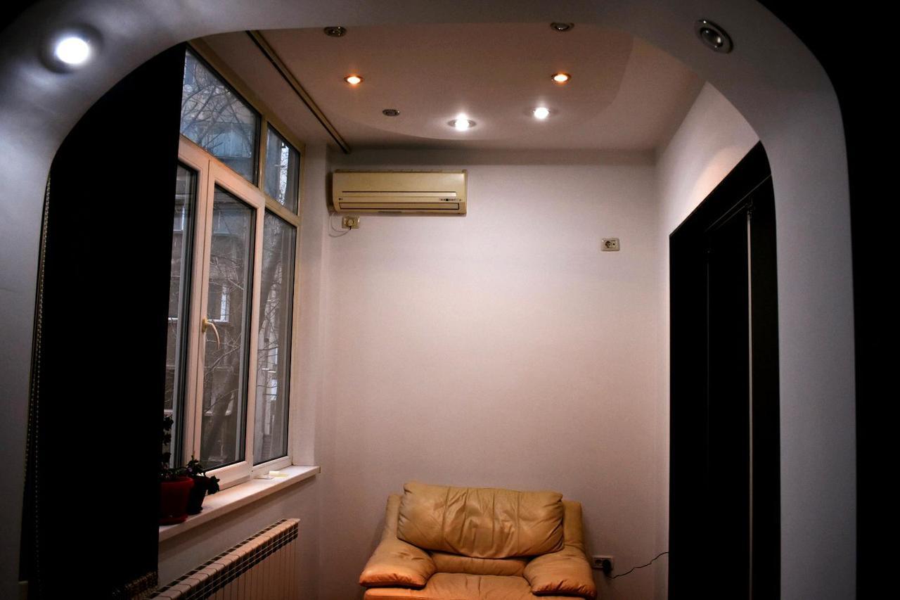 Grand Central Accomodation Sala Palatului Бухарест Экстерьер фото